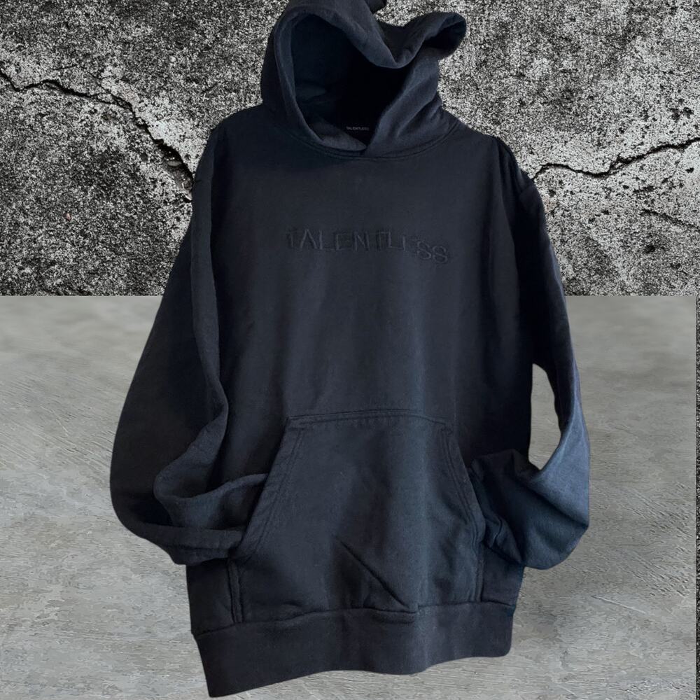 •NWT• Talentless CIRCLE LOGO EMBROIDERED Sweatshirt Hoodie in Black • Large